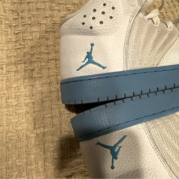 Jordan 1 flight 4 prem trainer828237-141 Size 7Y - Picture 7 of 12